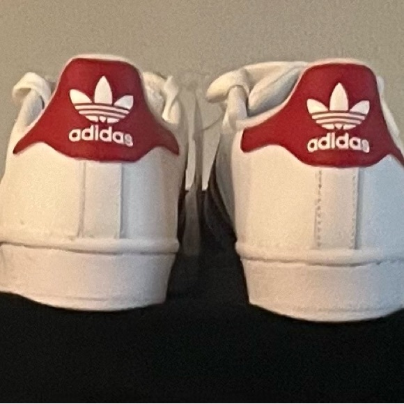 Adidas - Picture 2 of 3